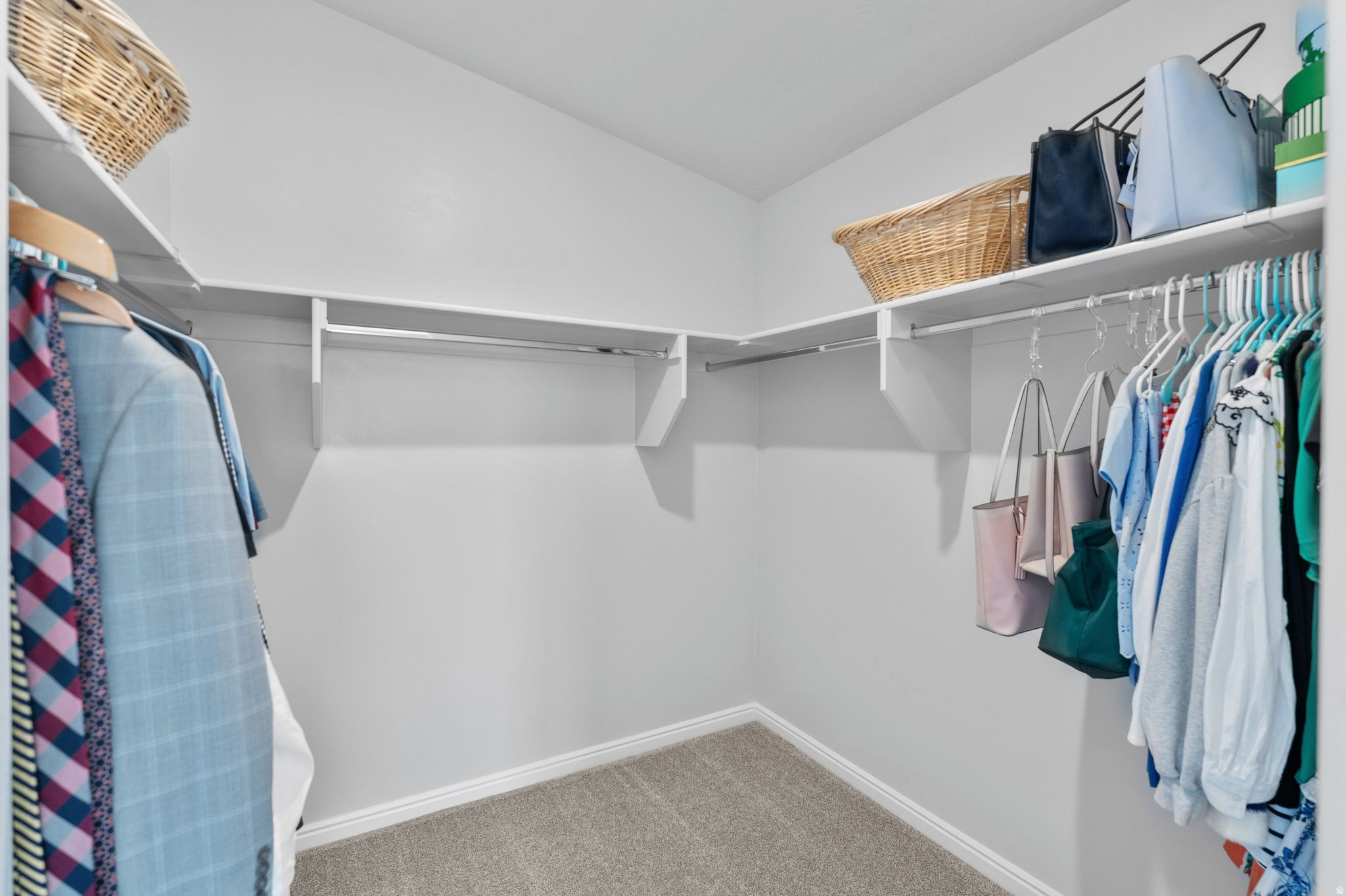 SUGAR PLUM IN THE FIELDS PH 3 - Residential