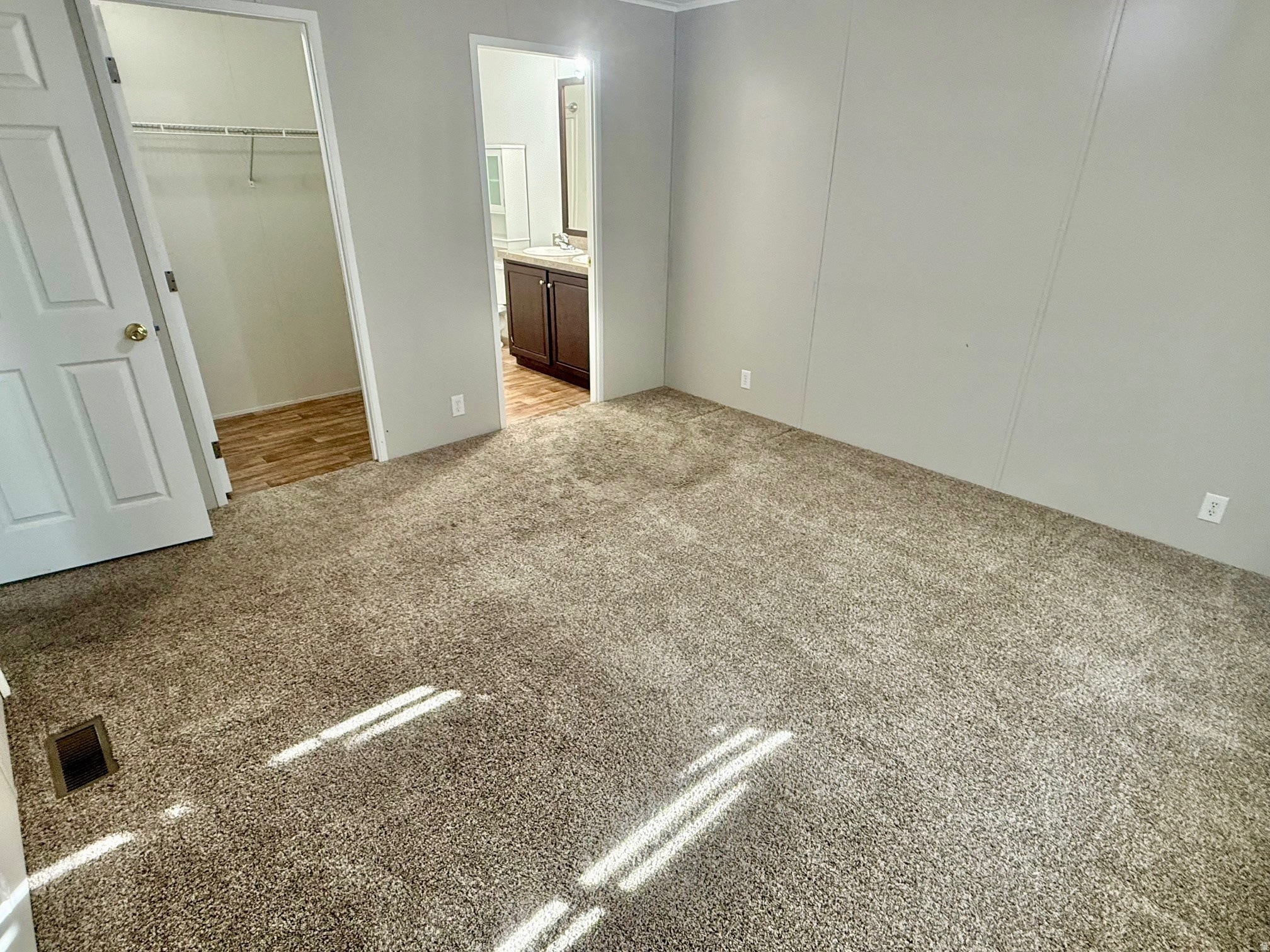 HACIENDA MHP - Residential