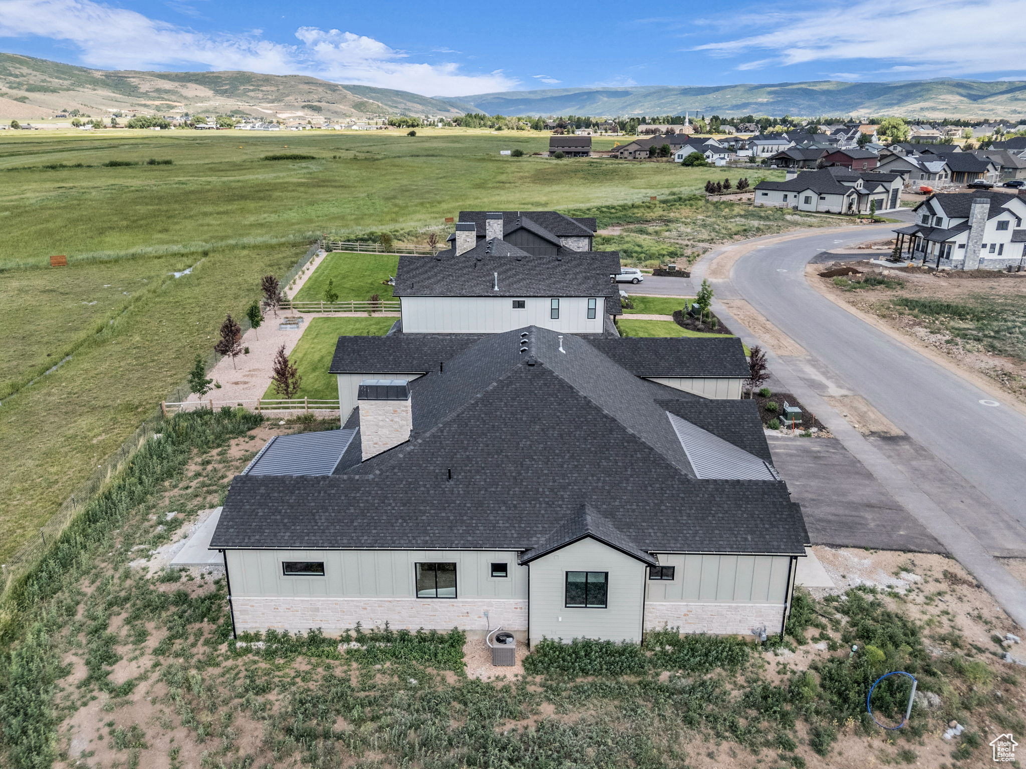 HART CROSSING - Residential