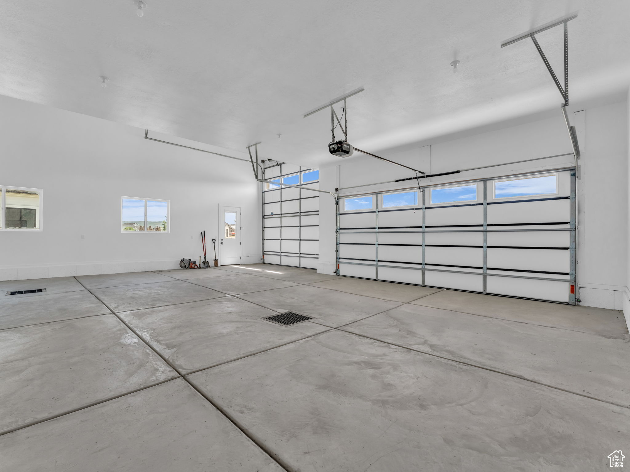 HART CROSSING - Residential