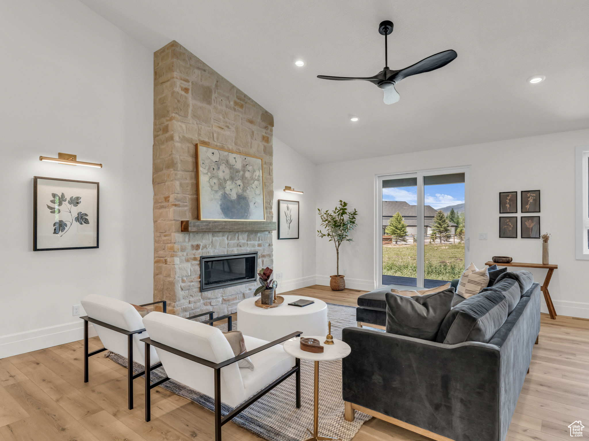 HART CROSSING - Residential