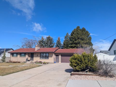 Homes For Sale - 75 W 400<br/> Cache County, Smithfield, UT 84335