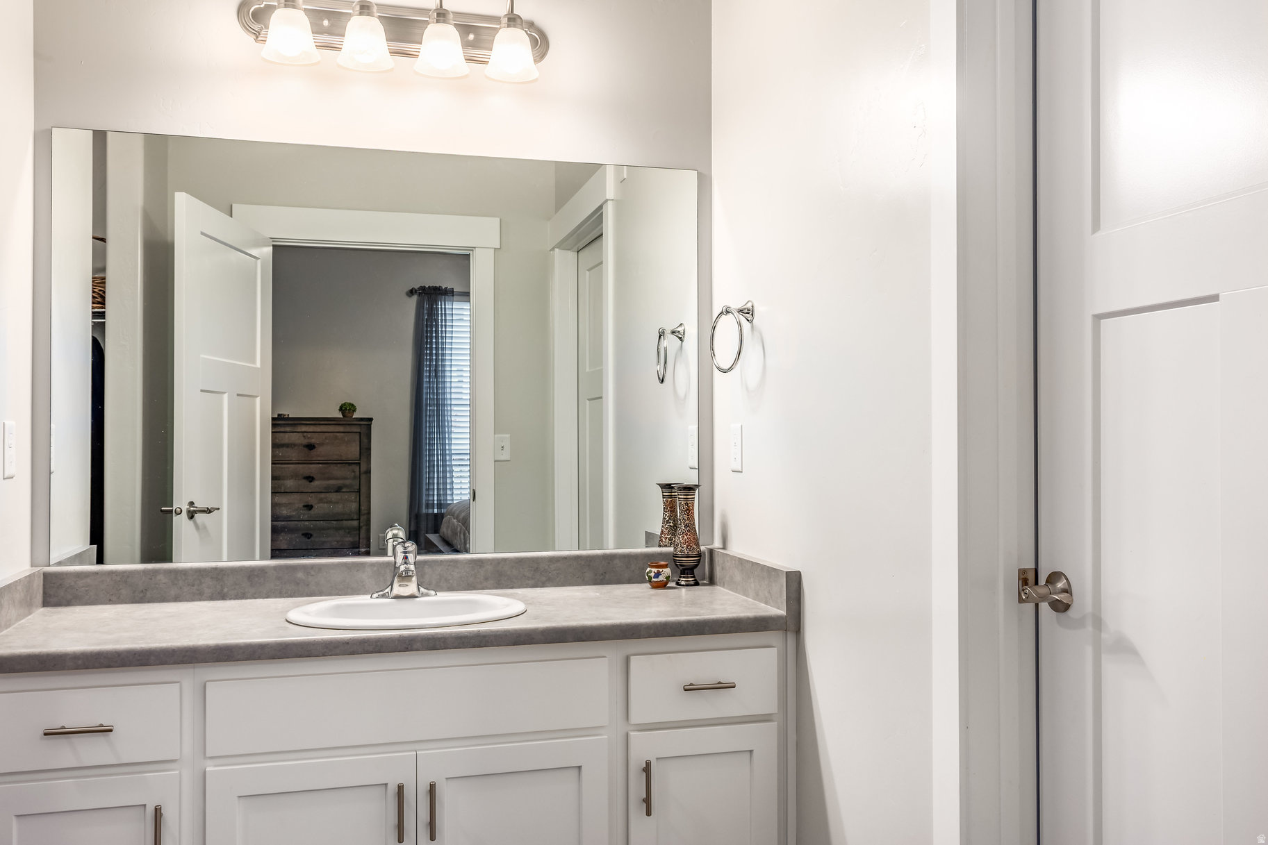 THE EXCHANGE - Residential