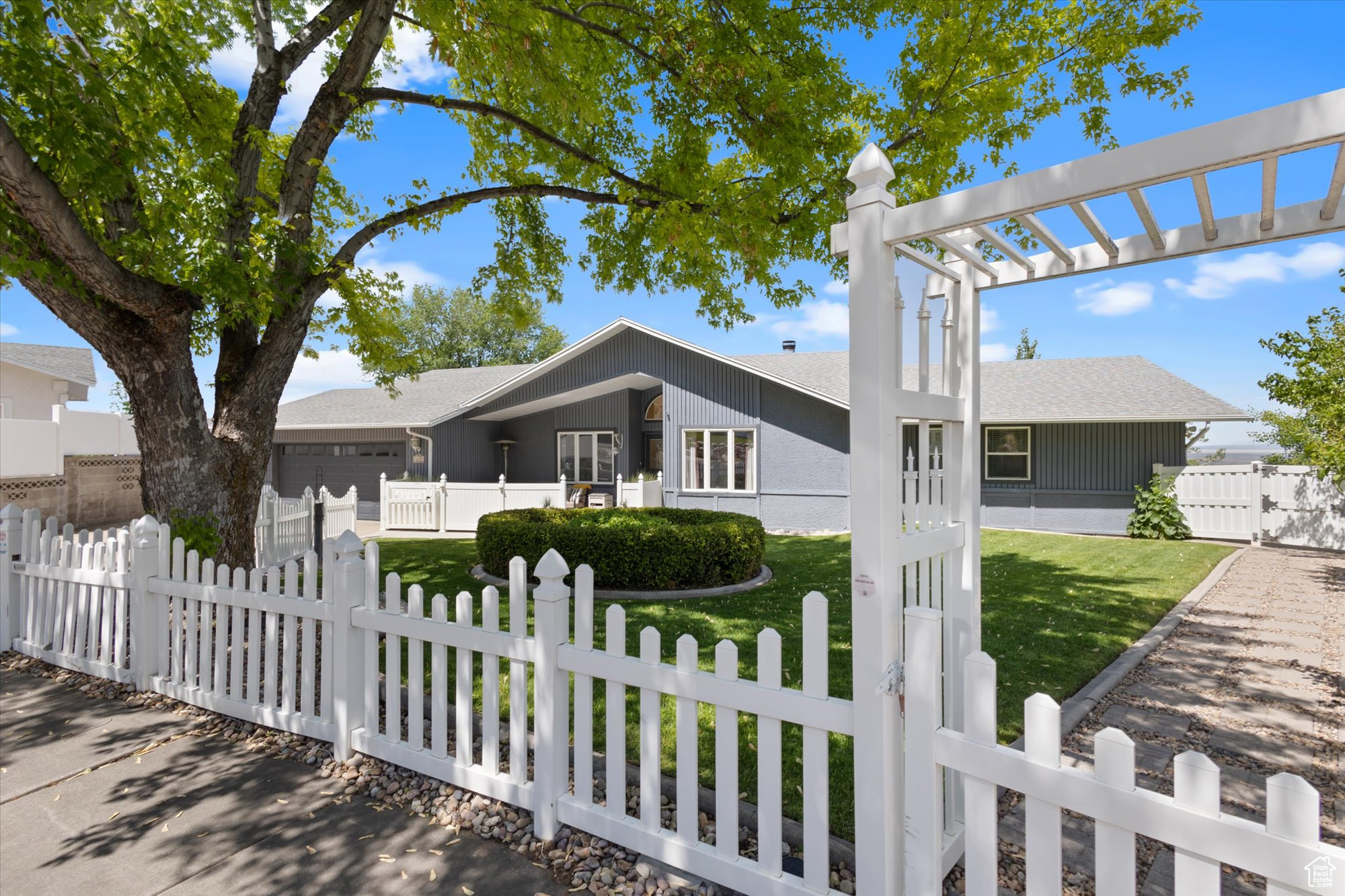 683 Hillside Oak Cir, North Salt Lake, Utah image 4