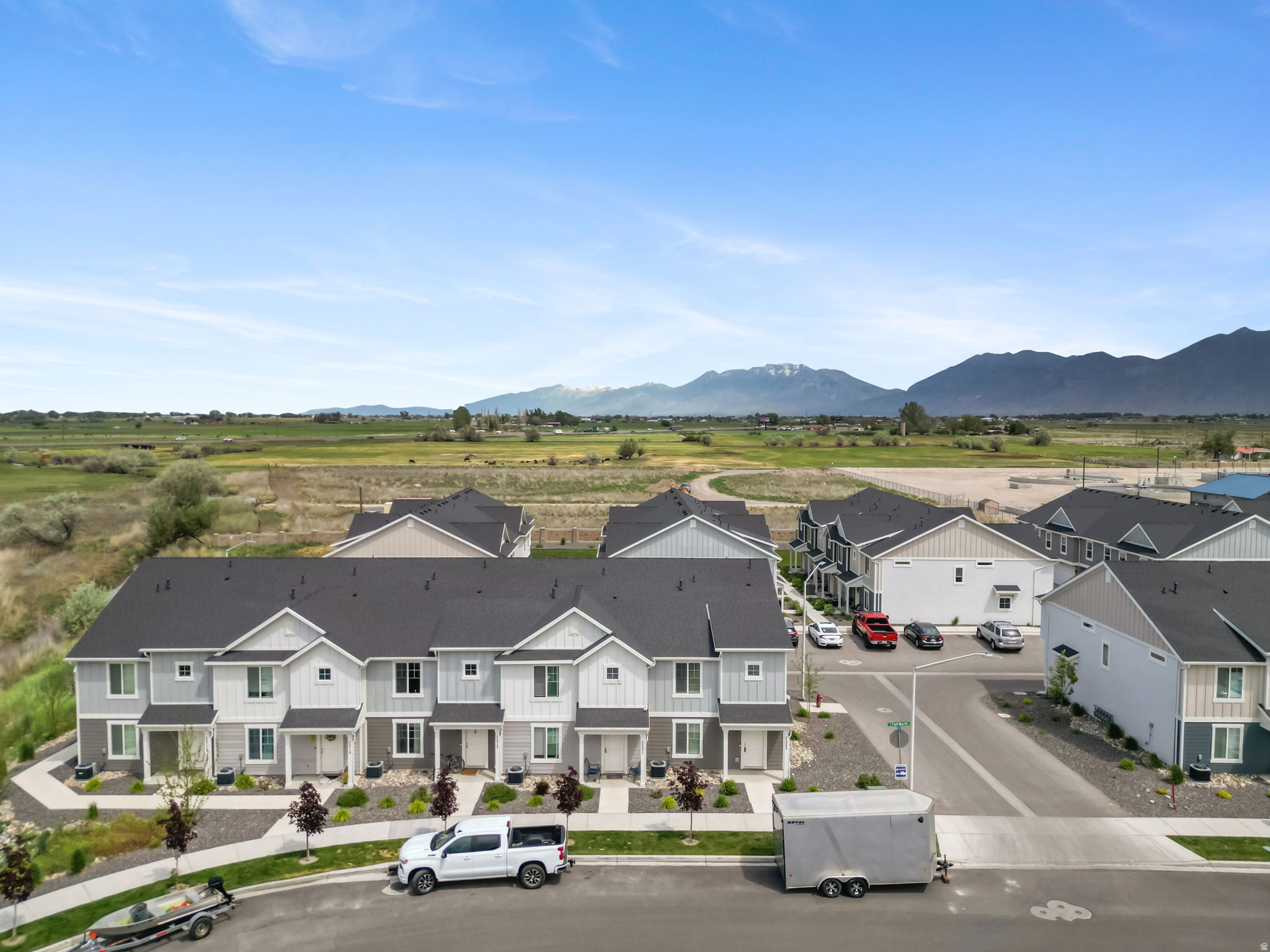 ARROWHEAD PARK - Residential