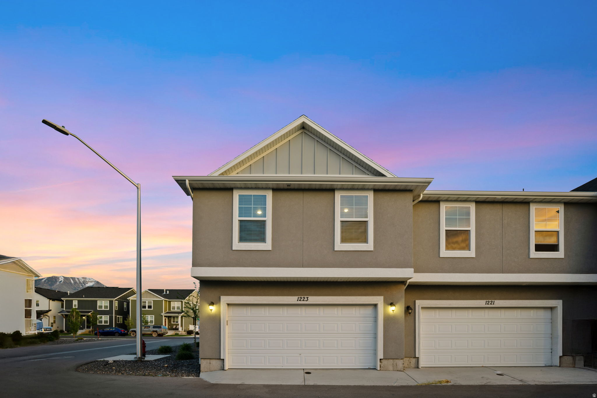 ARROWHEAD PARK - Residential