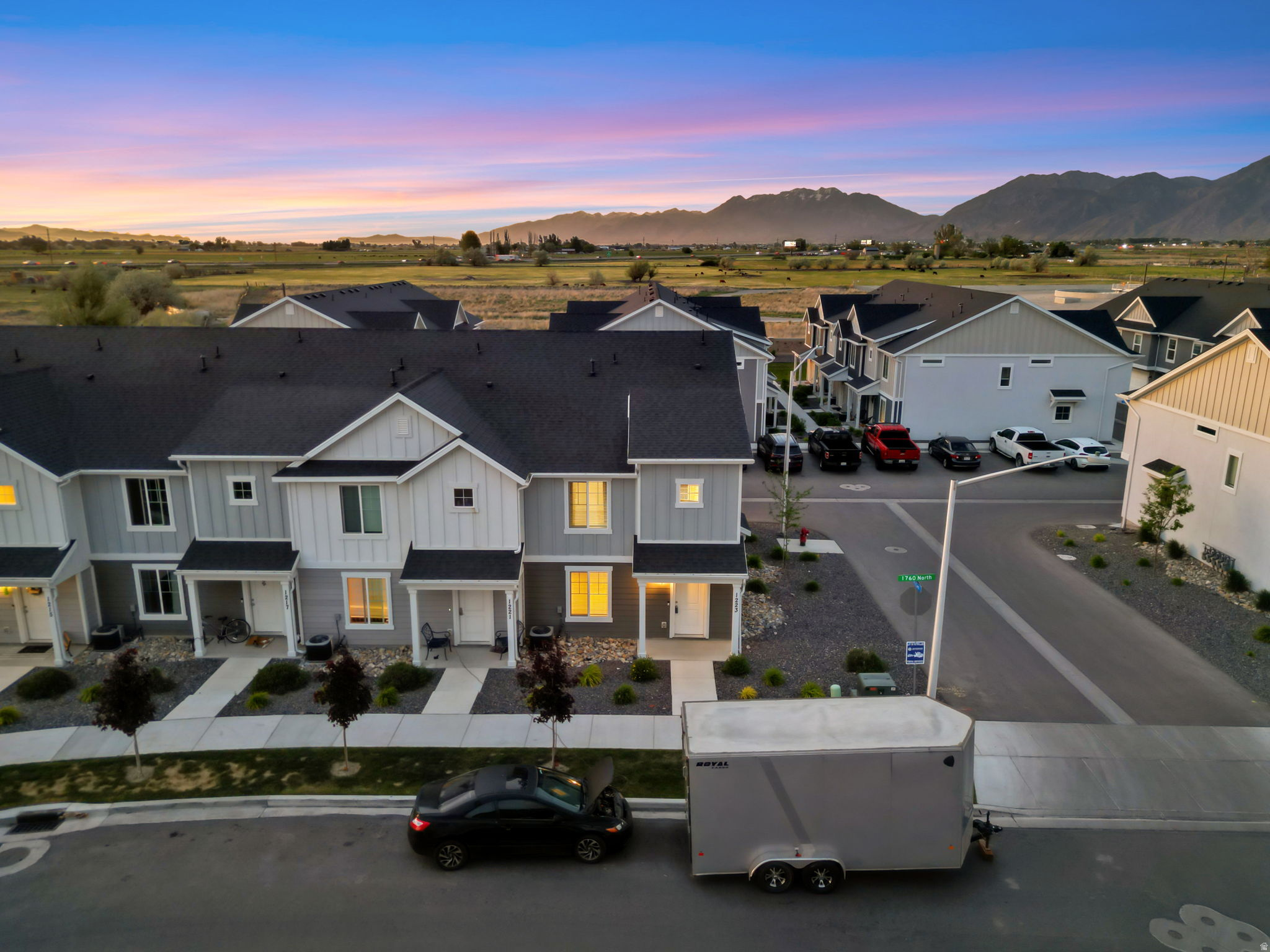 ARROWHEAD PARK - Residential