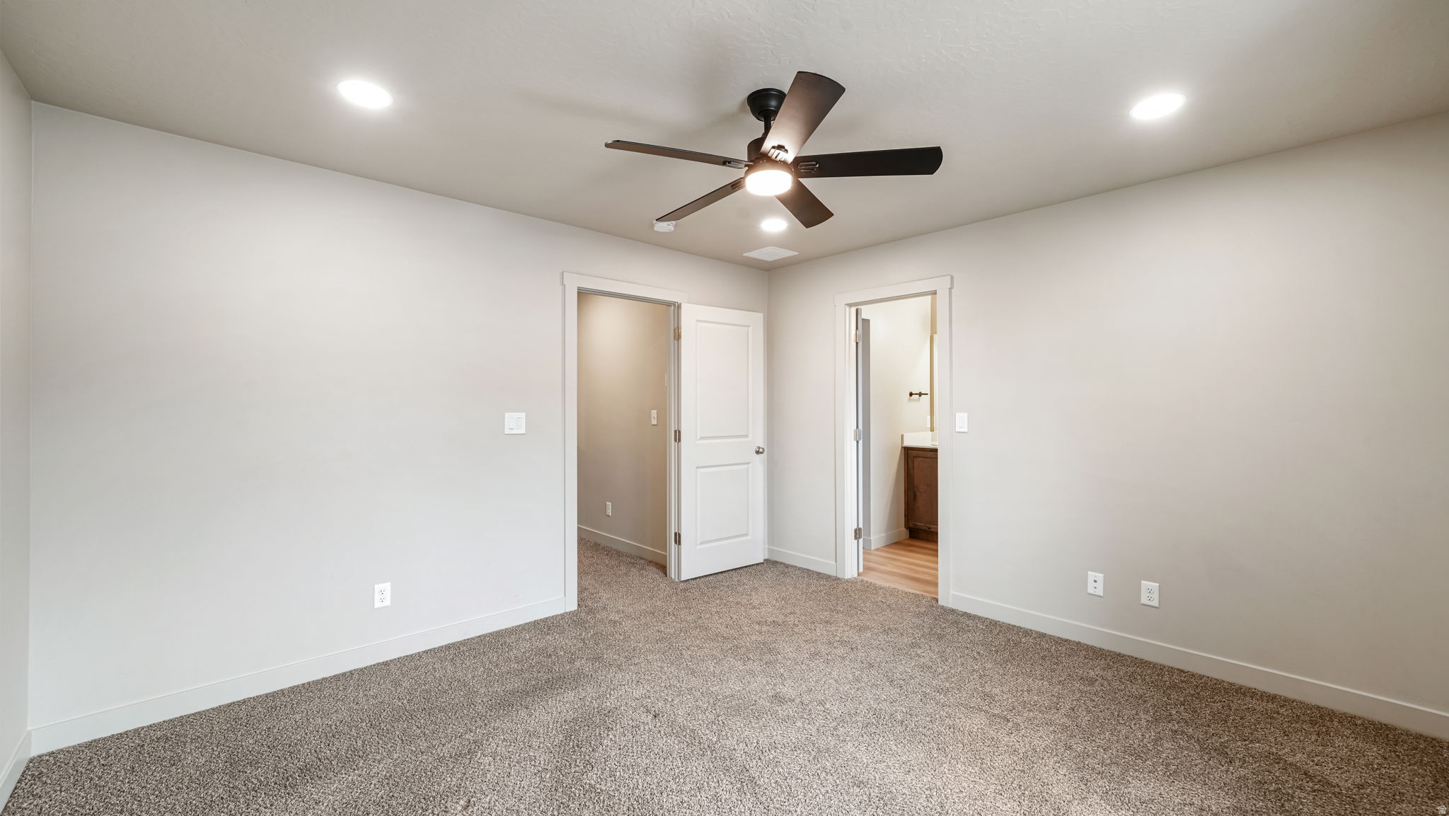 ARROWHEAD PARK - Residential
