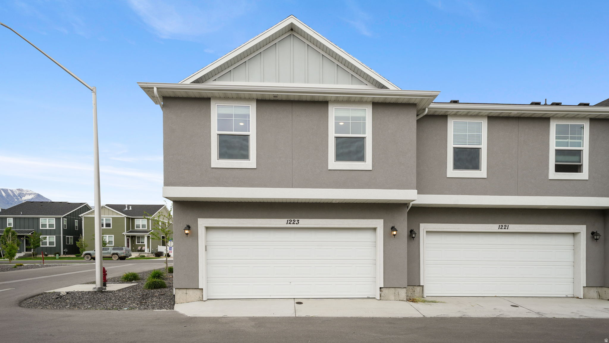 ARROWHEAD PARK - Residential