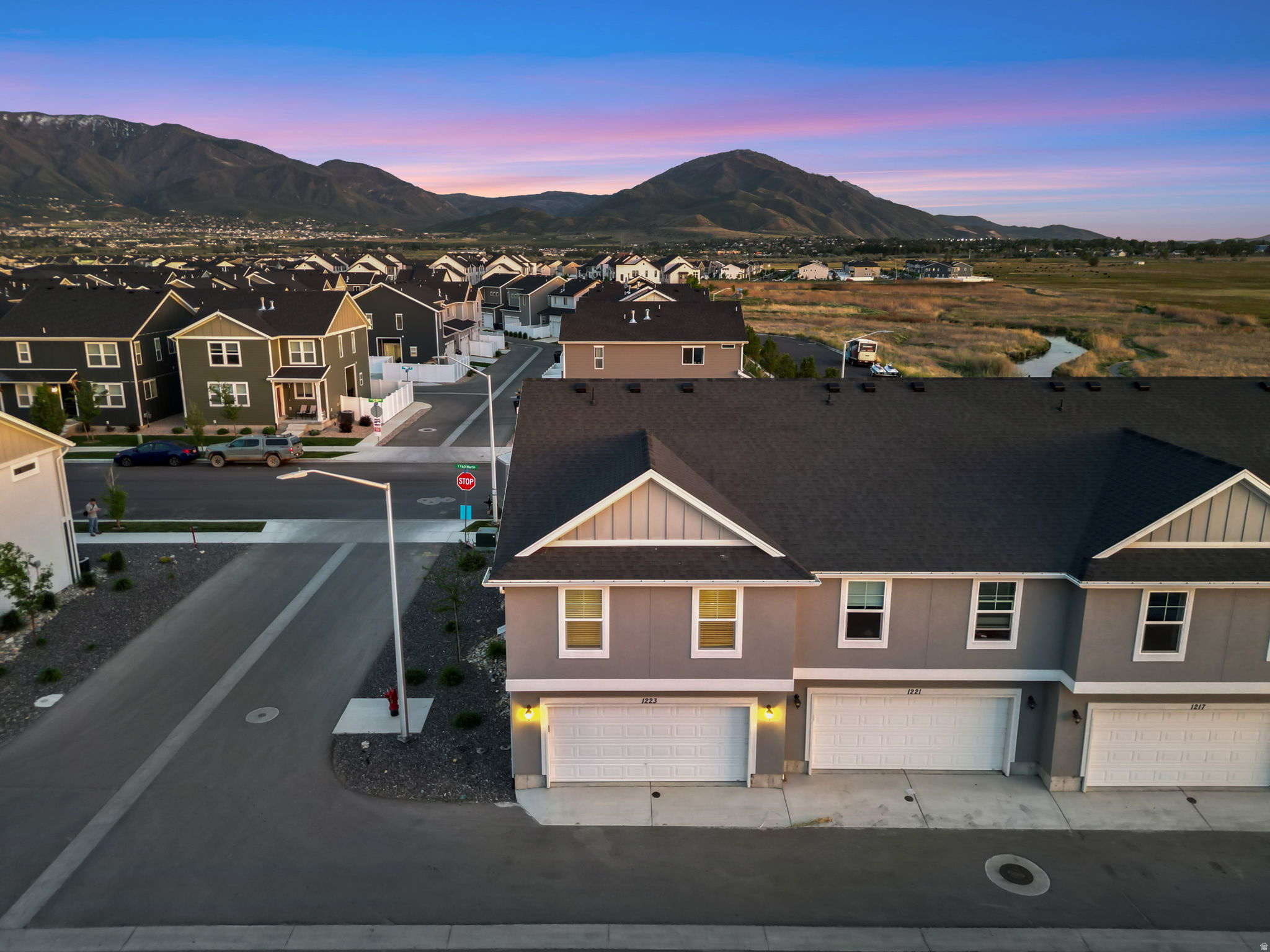 ARROWHEAD PARK - Residential