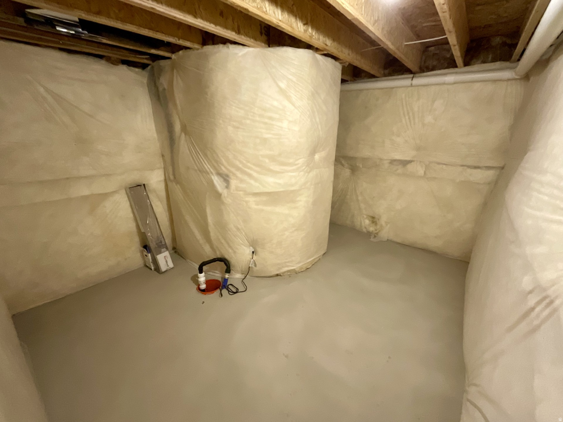 BEACON POINTE - Residential