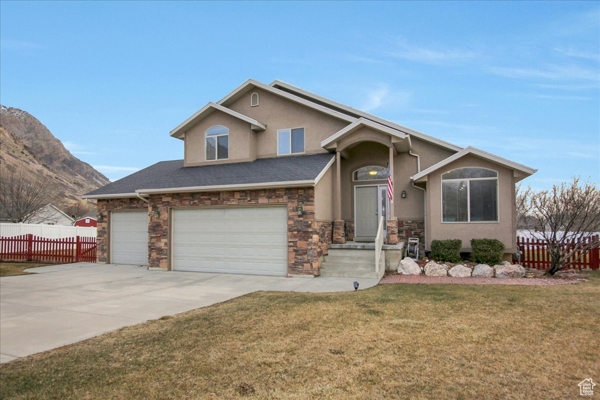 North Ogden, Utah 84404, United States, 5 Bedrooms Bedrooms, ,3 BathroomsBathrooms,Residential,Pending,7889