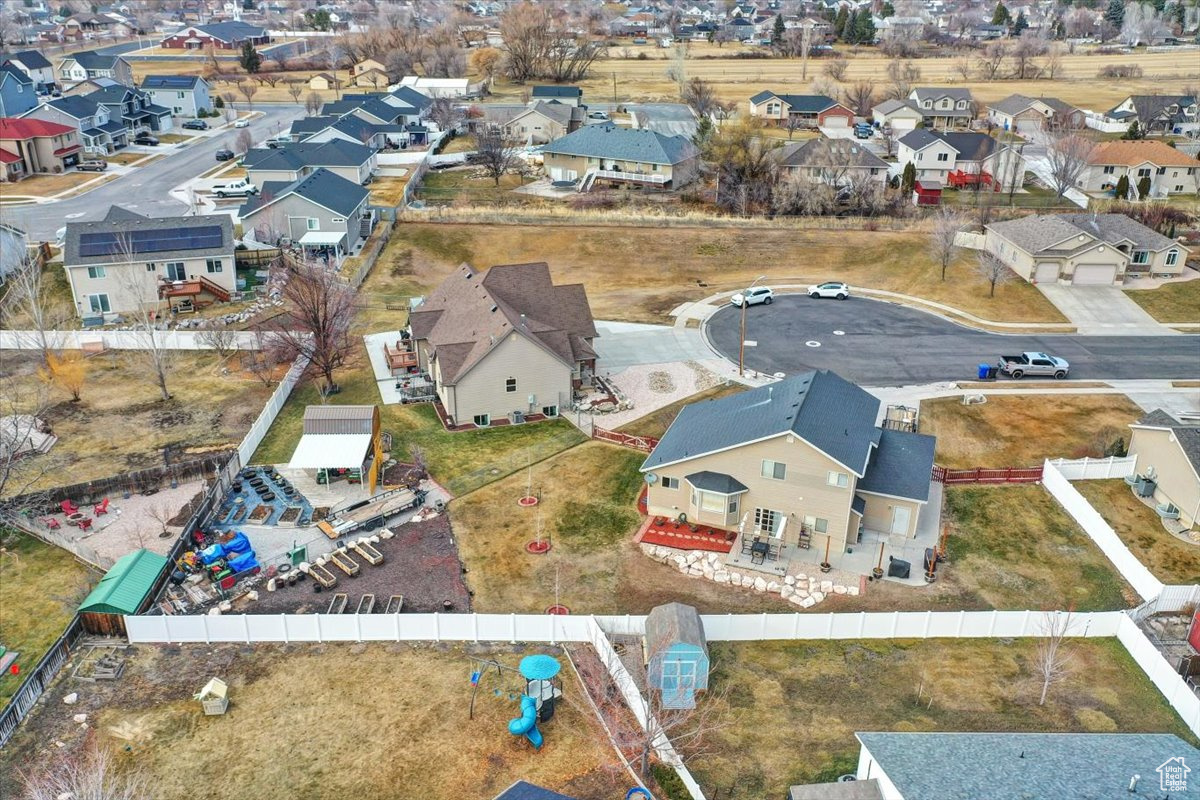 North Ogden, Utah 84404, United States, 5 Bedrooms Bedrooms, ,3 BathroomsBathrooms,Residential,Pending,7889