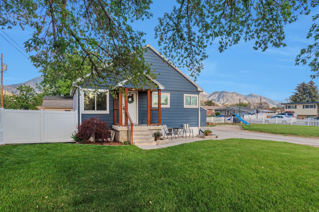 Photo of 1024 N 200 E, Orem, UT 84057 (MLS # 2152324)