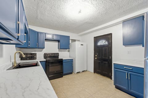 Tiny photo for 5625 S CRESTWOOD DR E, South Ogden, UT 84405 (MLS # 2177357)