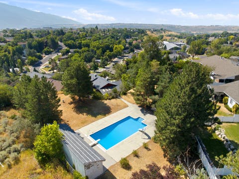 Tiny photo for 5625 S CRESTWOOD DR E, South Ogden, UT 84405 (MLS # 2177357)