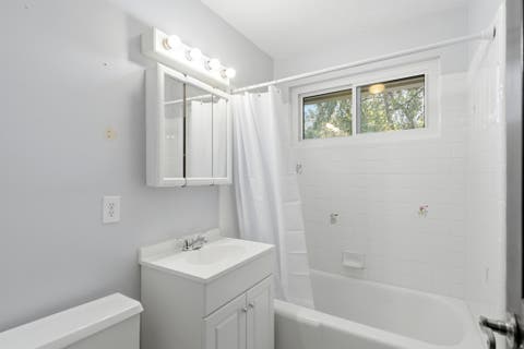 Tiny photo for 5625 S CRESTWOOD DR E, South Ogden, UT 84405 (MLS # 2177357)