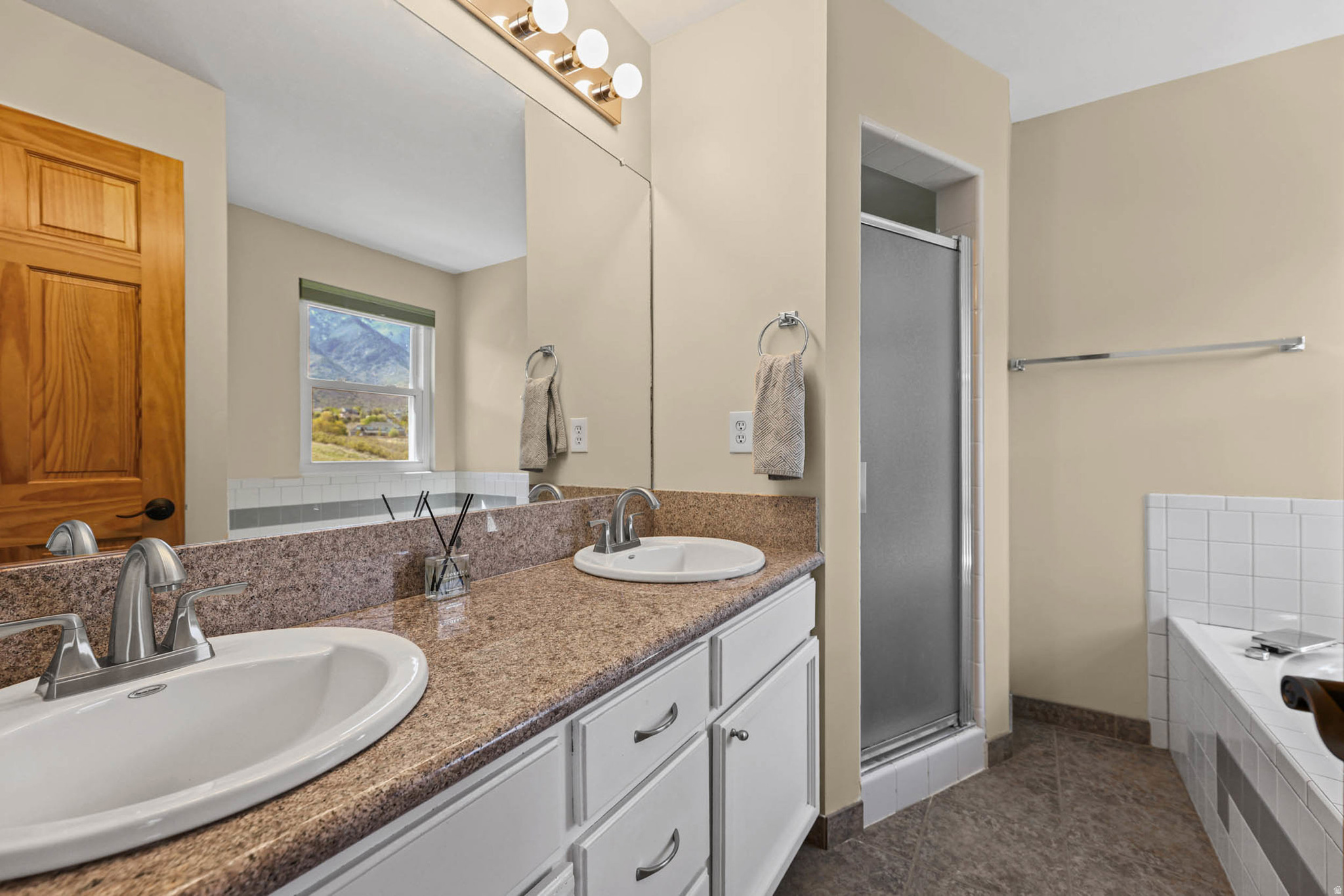 BRANDON CANYON #1 - Residential