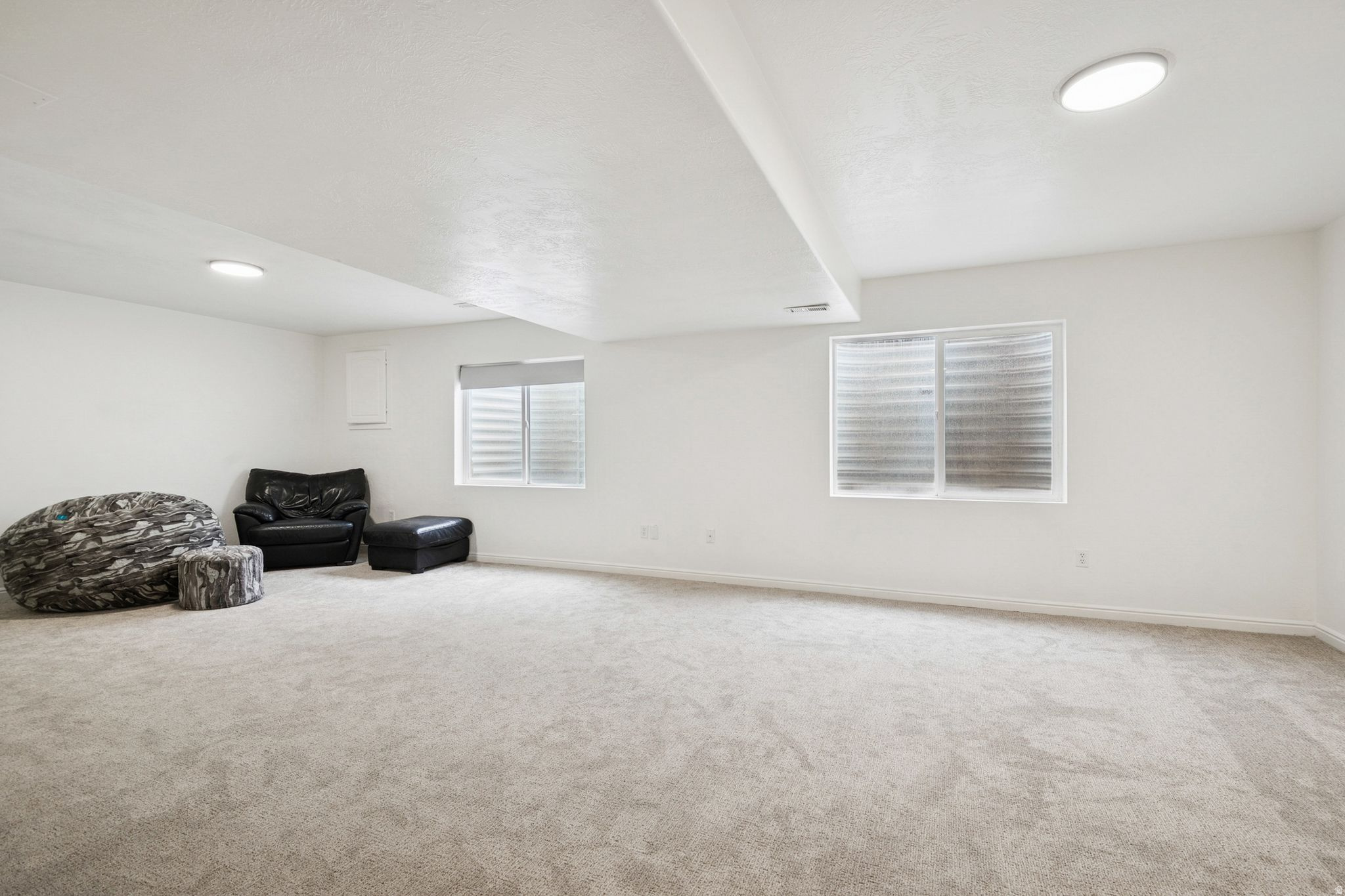 EAGLES GATE - Residential