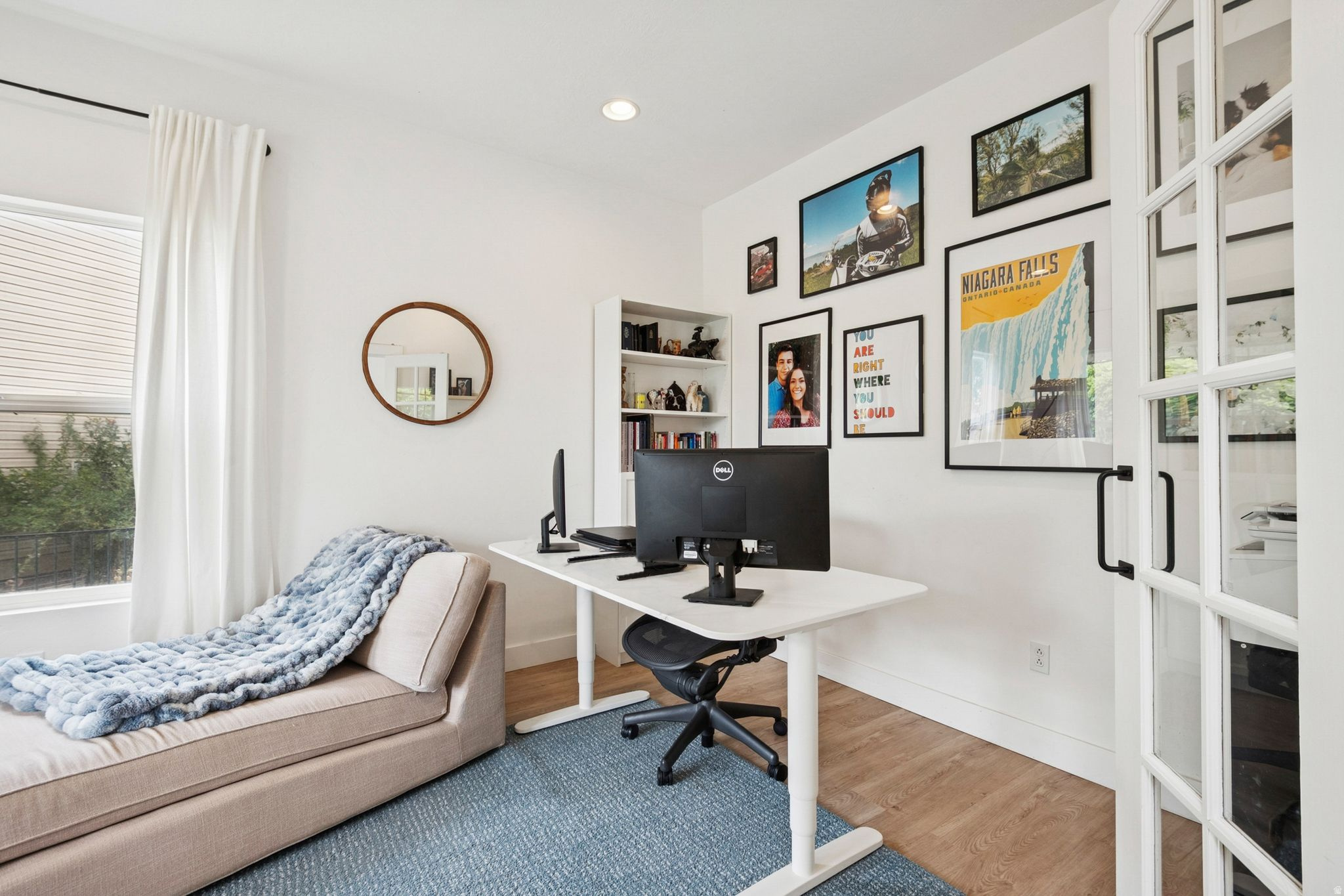 EAGLES GATE - Residential