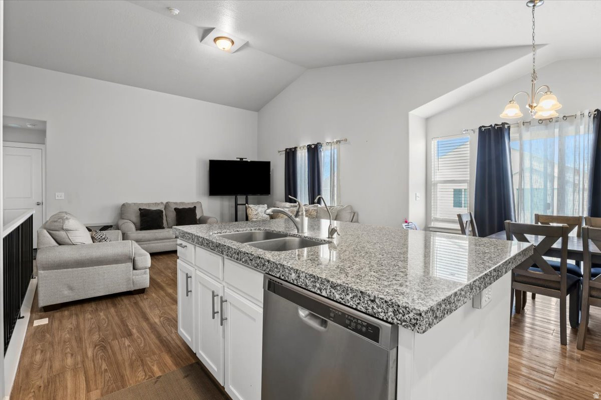 MEADOWS - Residential