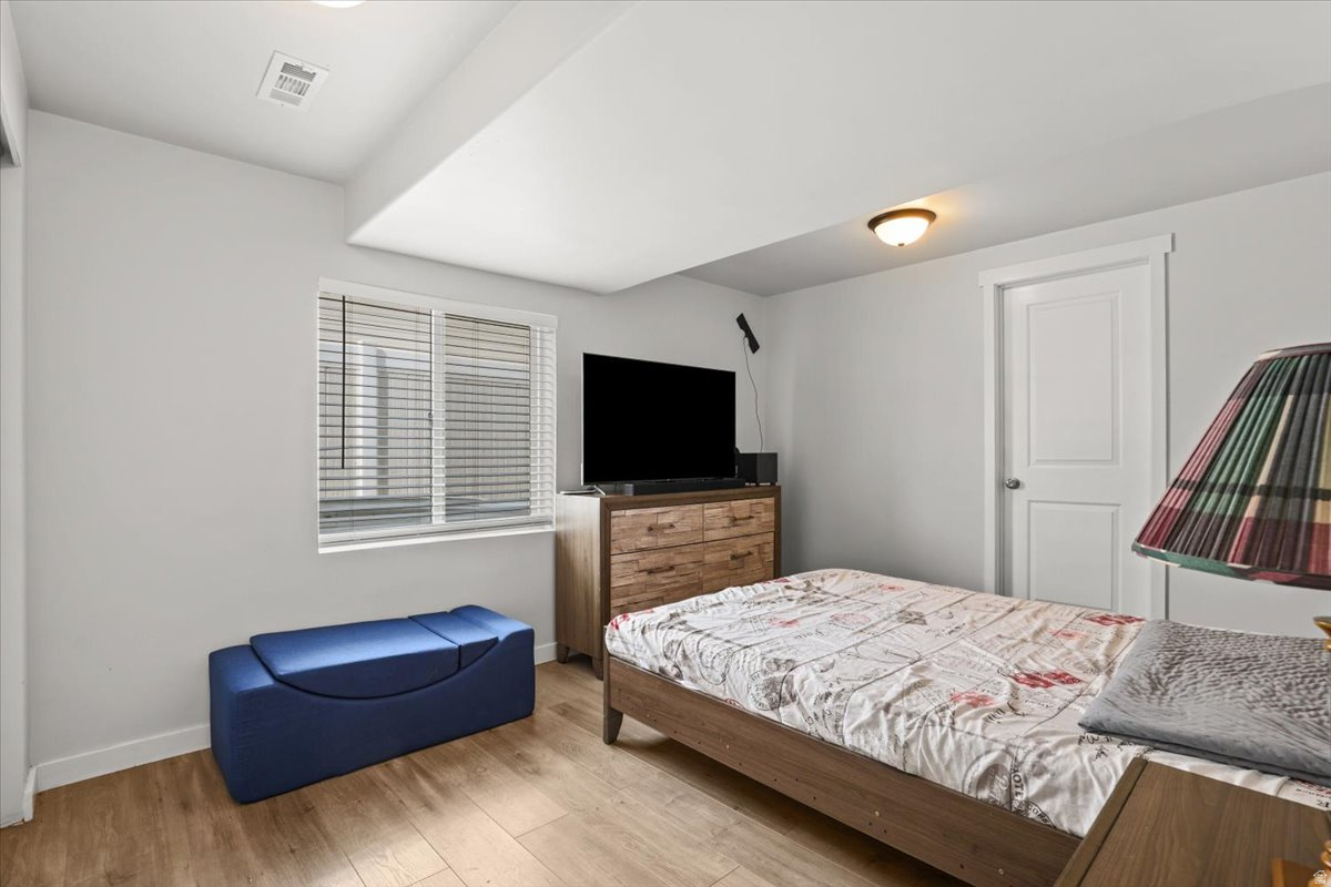 MEADOWS - Residential