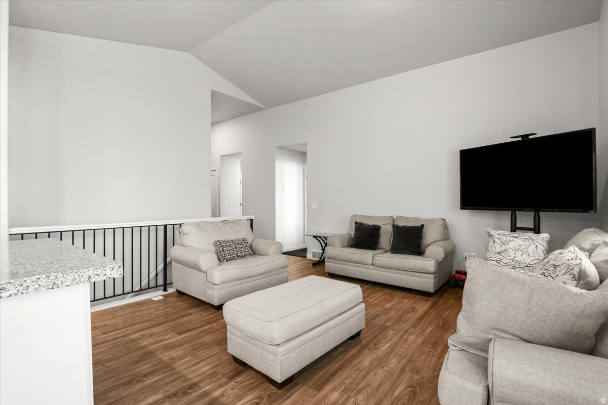 MEADOWS - Residential