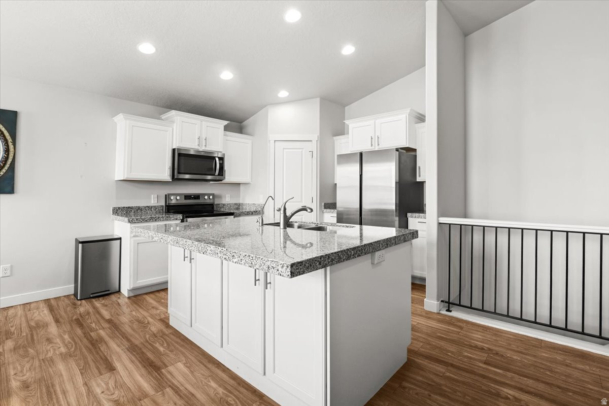 MEADOWS - Residential