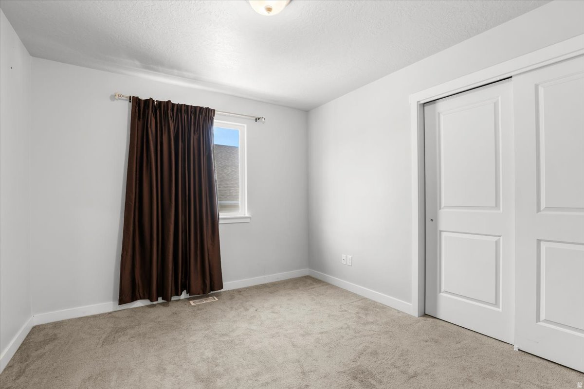 MEADOWS - Residential