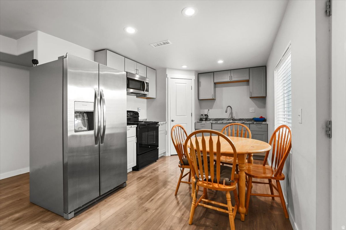 MEADOWS - Residential