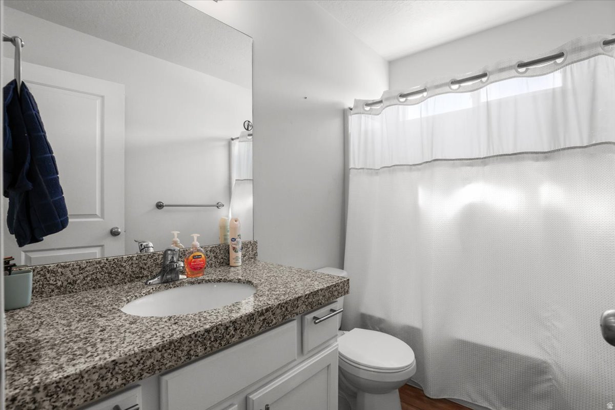 MEADOWS - Residential