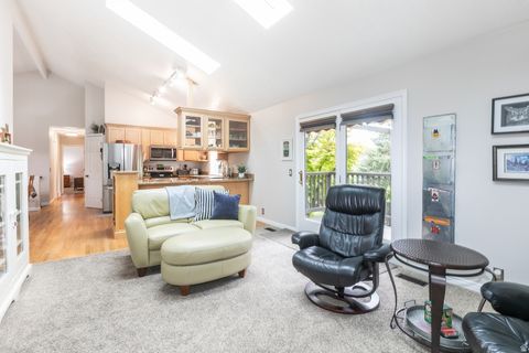 Tiny photo for 10183 S HICKORY POINT DR, Sandy, UT 84092 (MLS # 2158303)