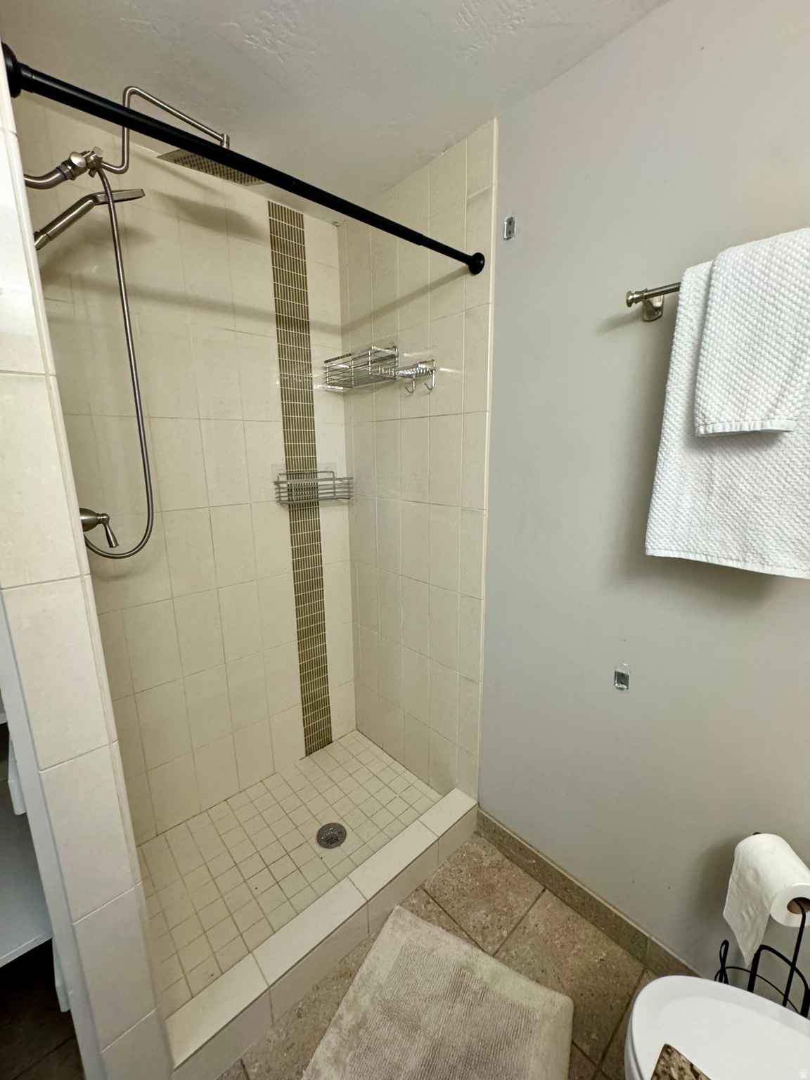 BIG FIELD SUR - Residential Income