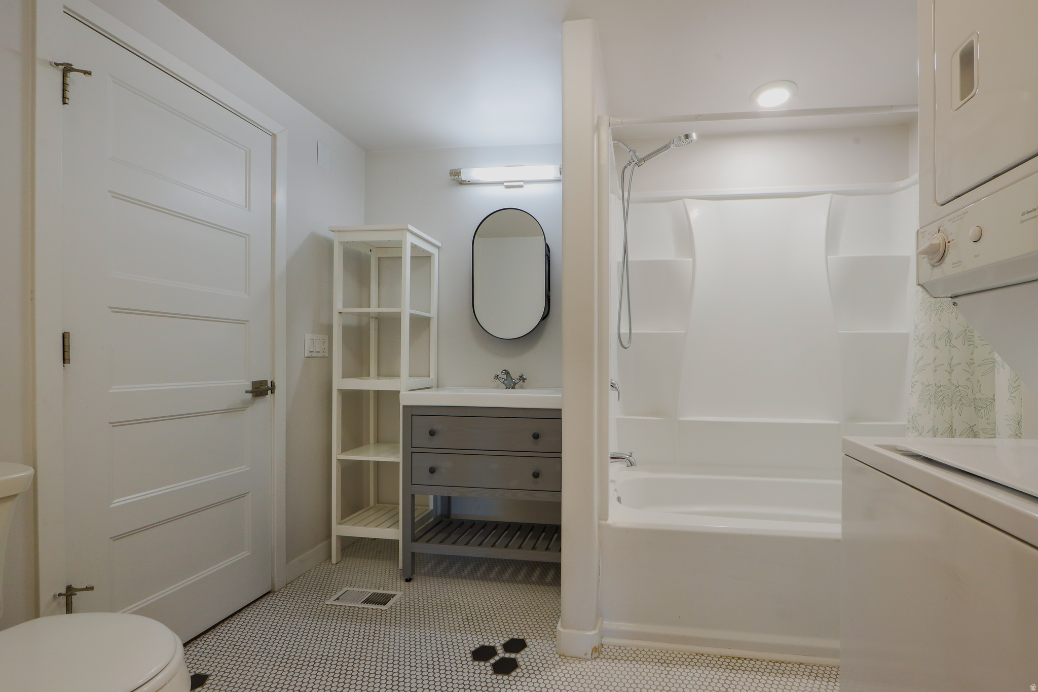 WESTON HAFEN MOBILE HOME EST - Residential