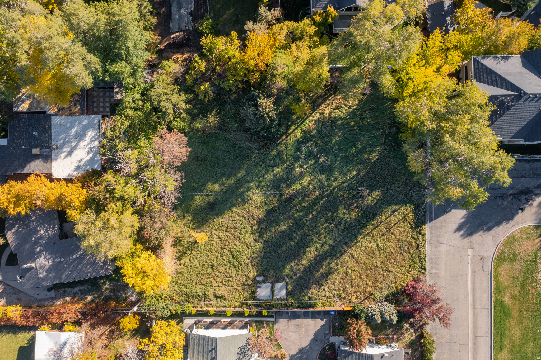 TERASTVADSADRIAN - Land