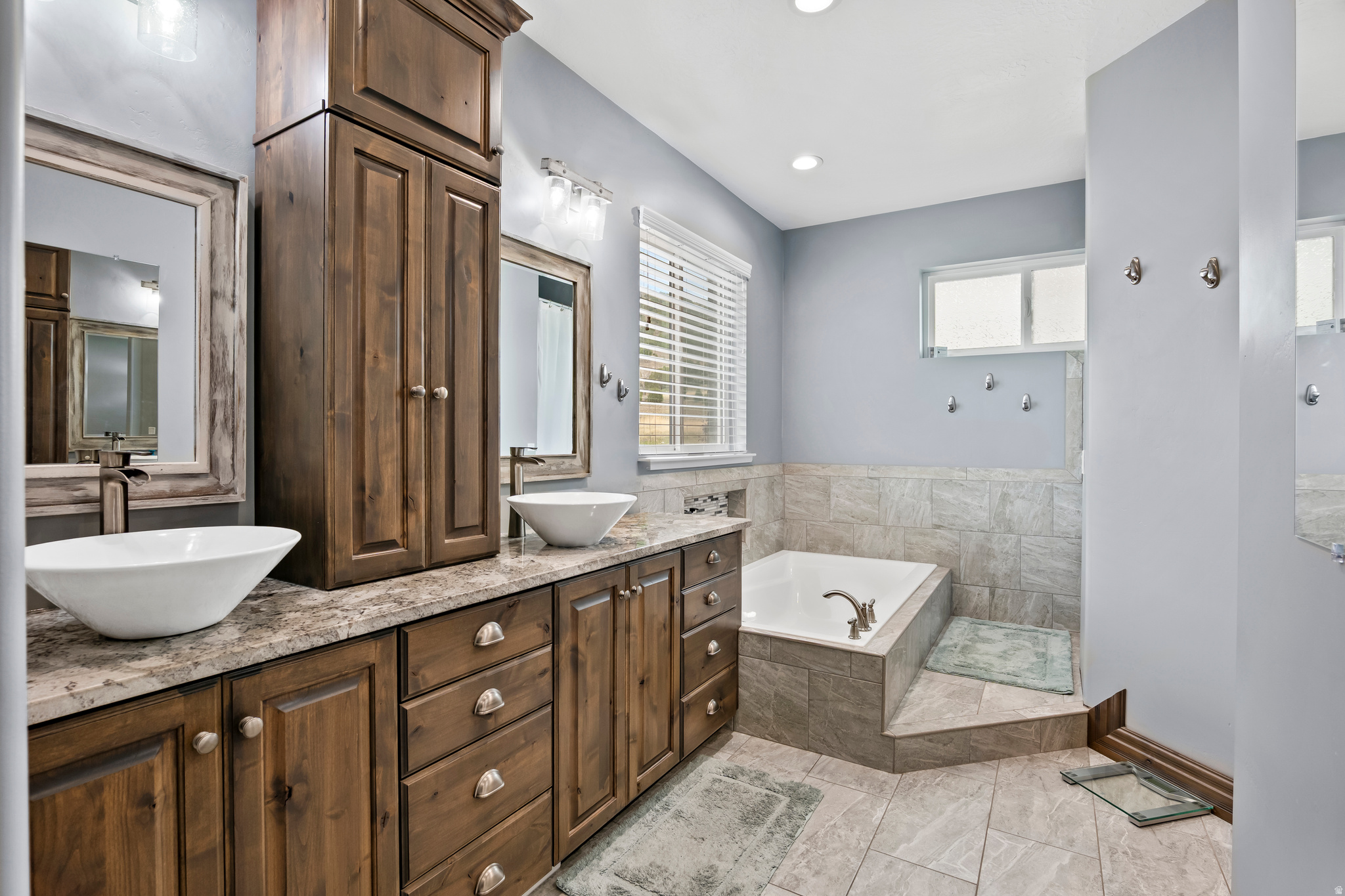 KIRKLAND HEIGHTS SUBDIVISION - Residential