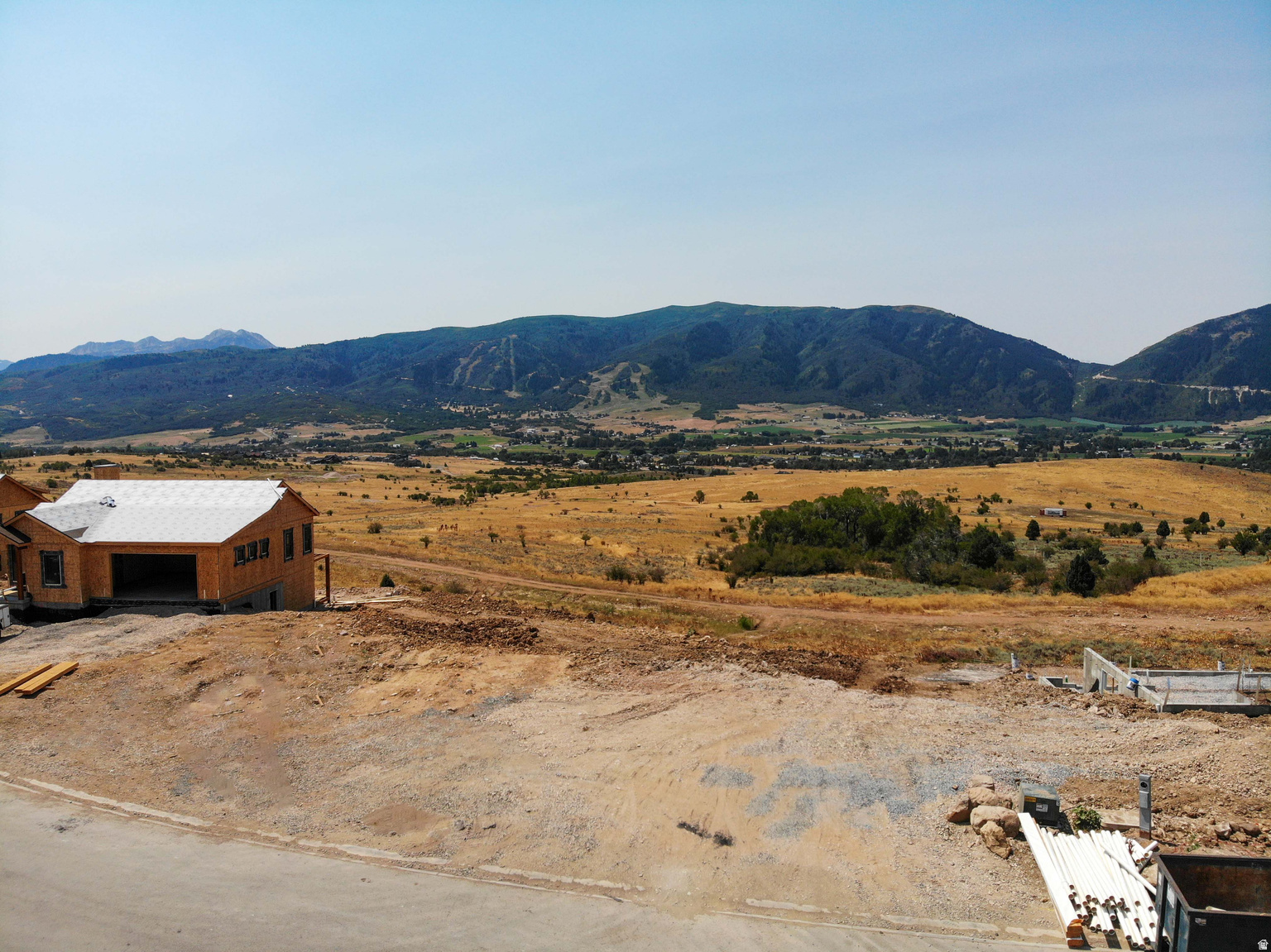 4629 N SEVEN BRIDGES RD E 32