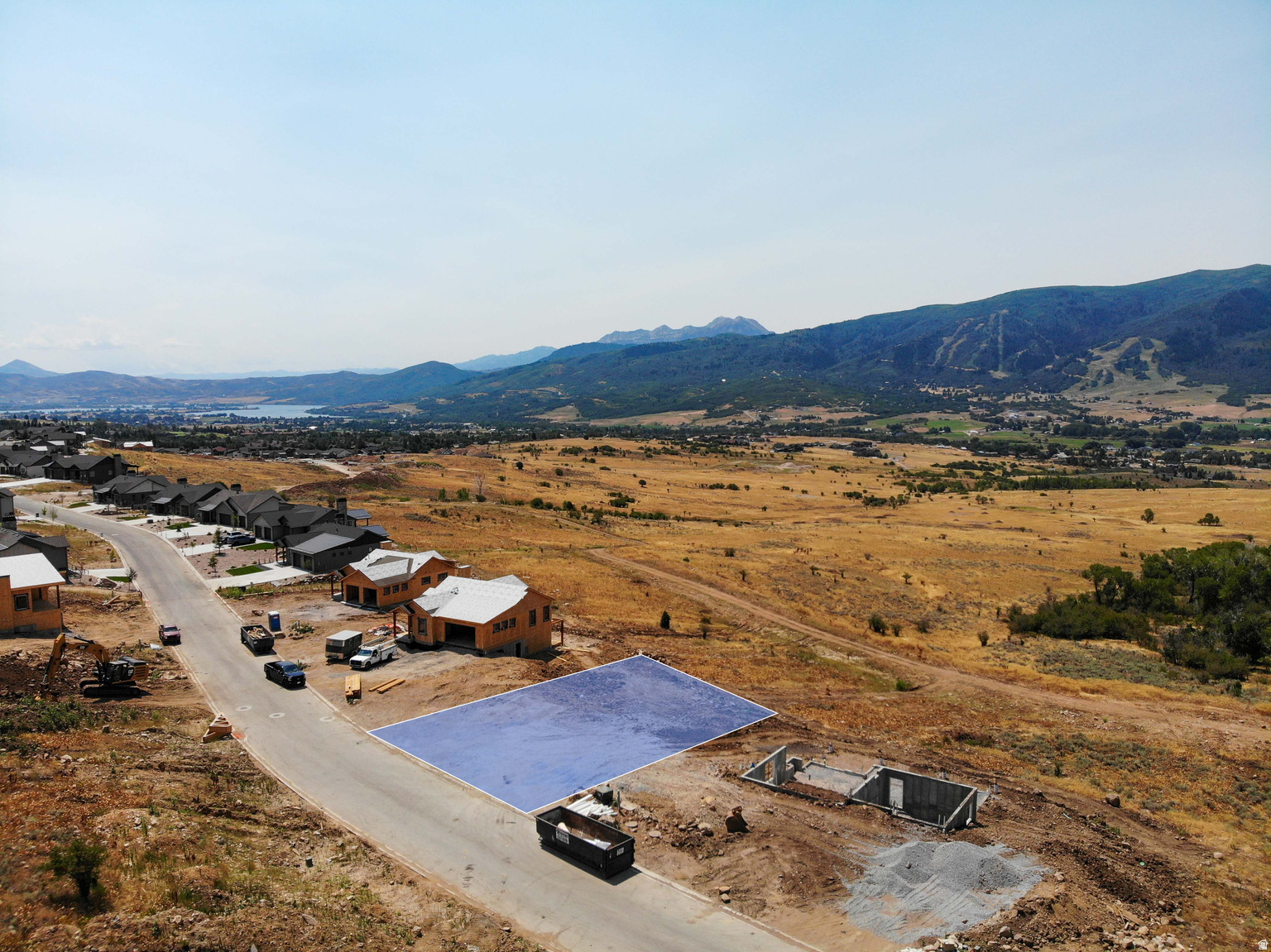 4629 N SEVEN BRIDGES RD E 32