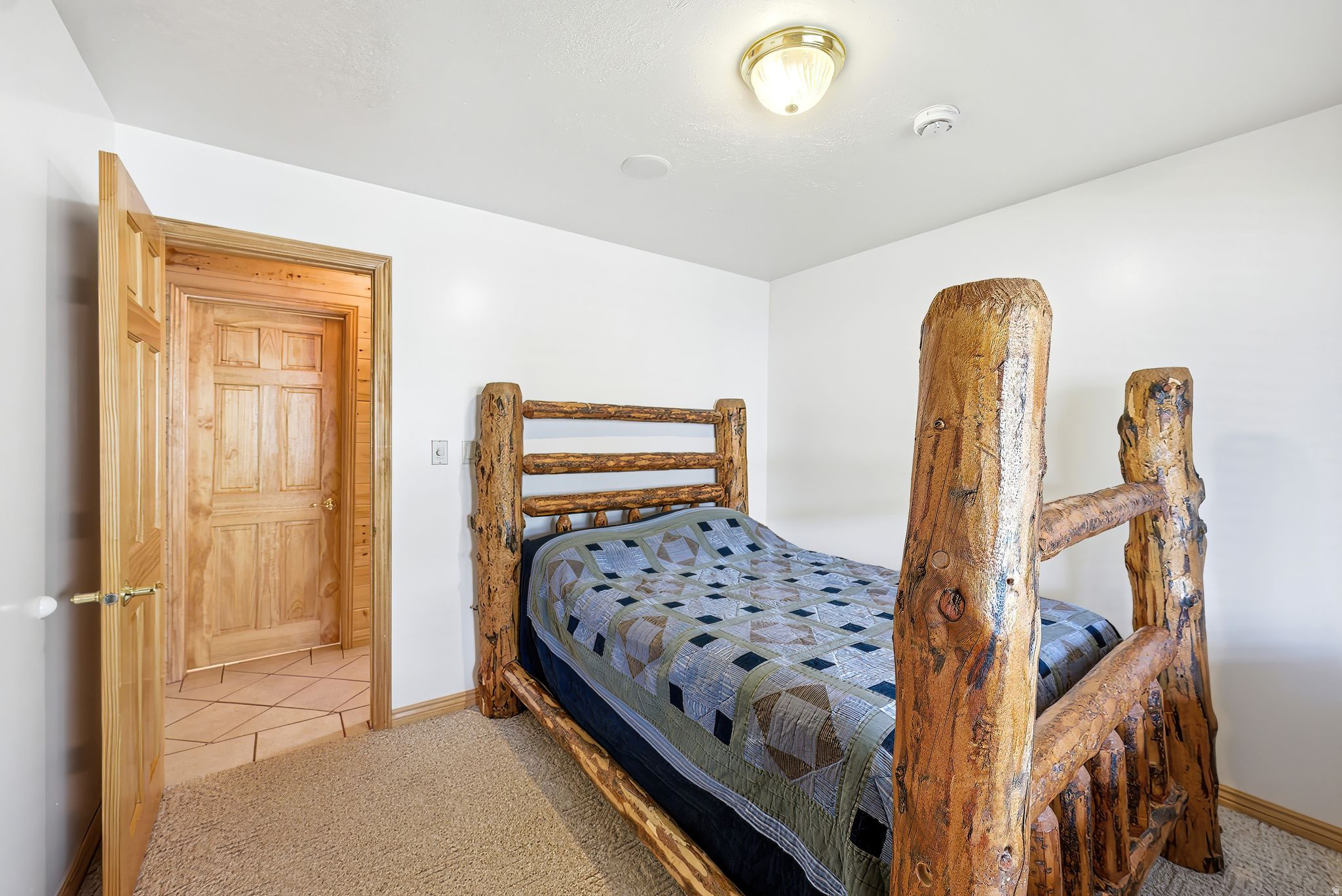 TIMBER LAKES - Residential