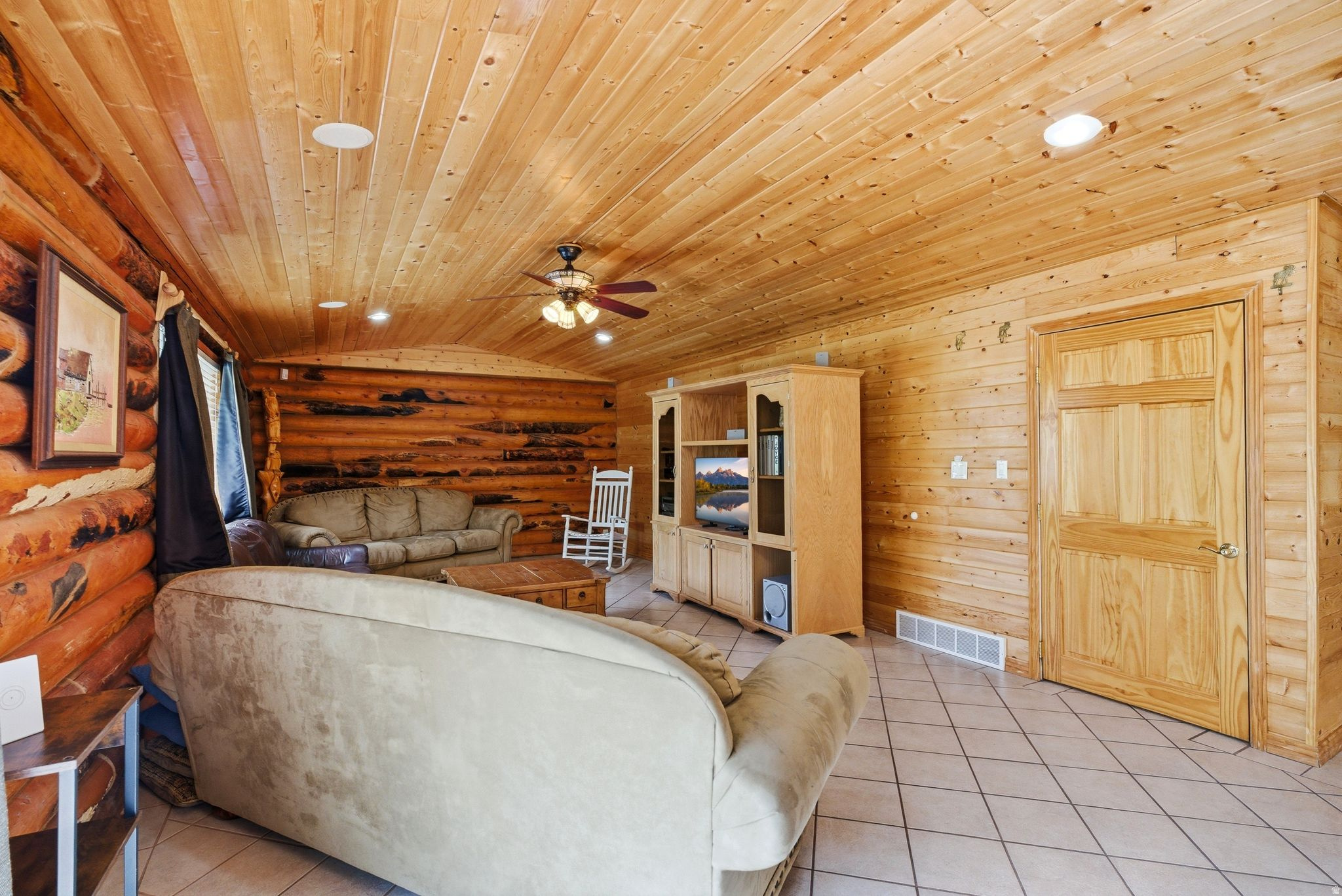 TIMBER LAKES - Residential