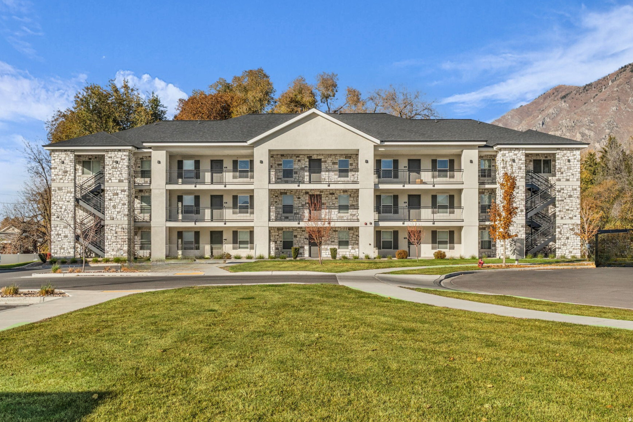 FOXRIDGE - Residential