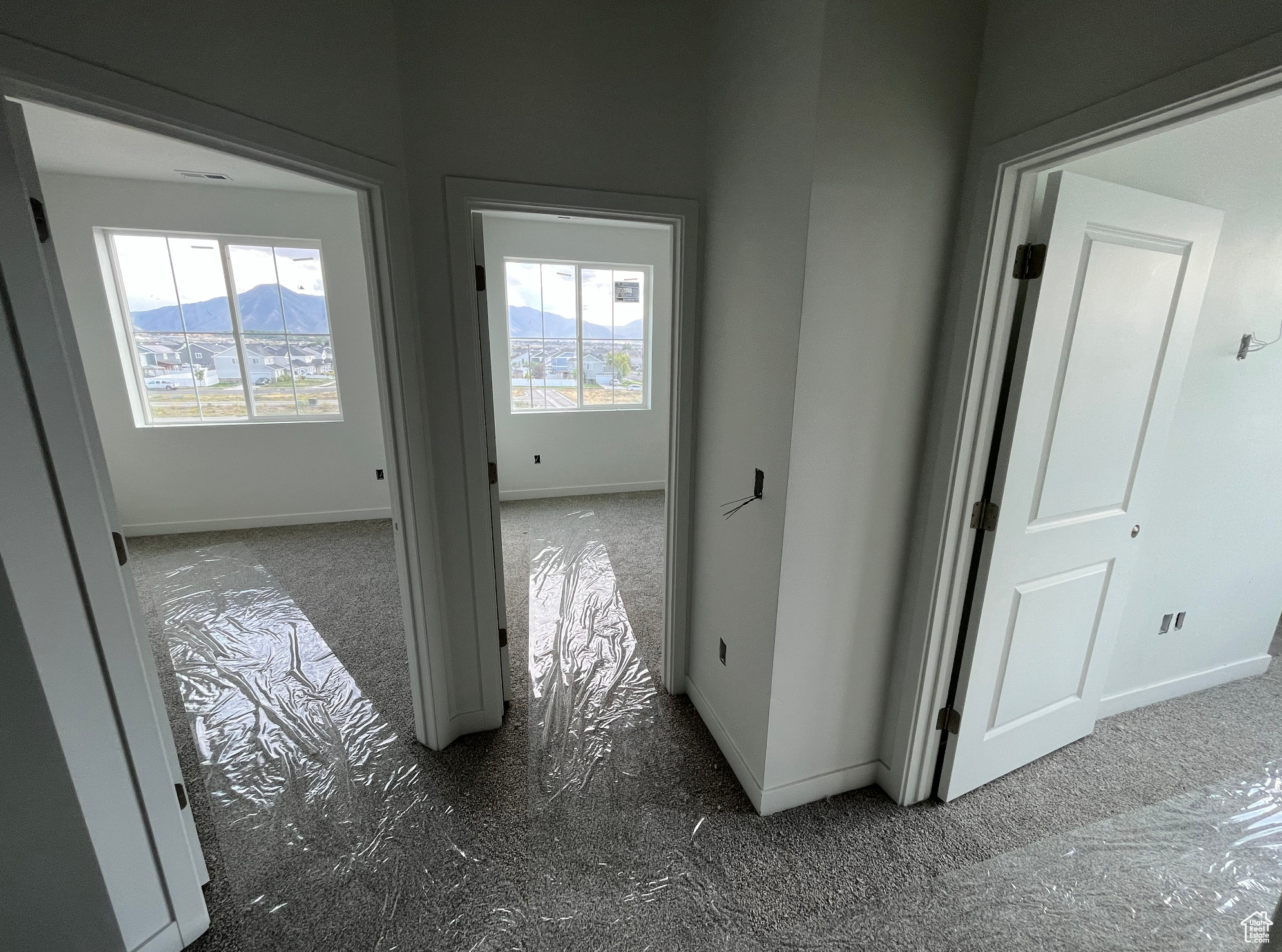 HUNTINGTON RANCH - Residential Income
