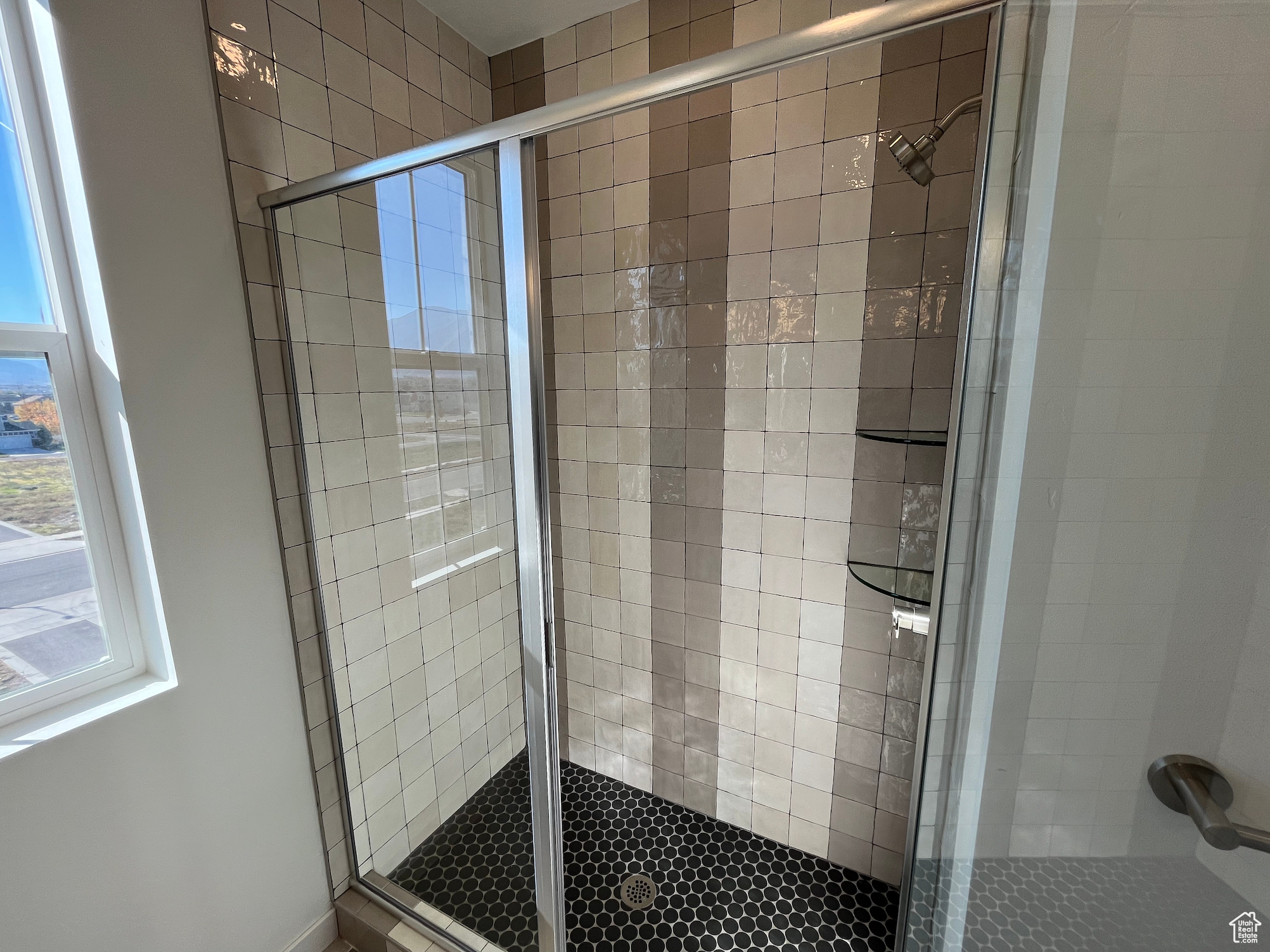 HUNTINGTON RANCH - Residential Income