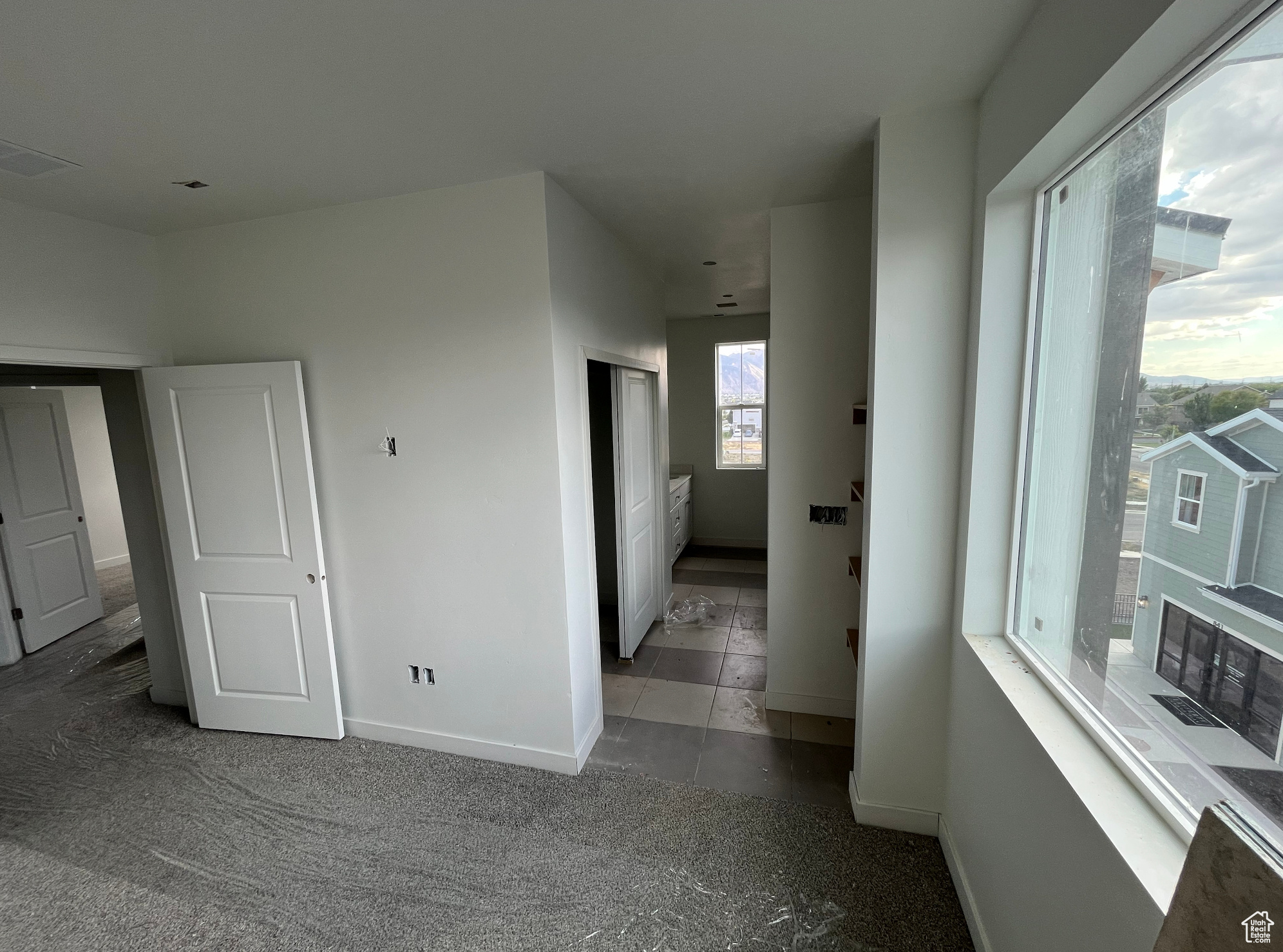 HUNTINGTON RANCH - Residential Income