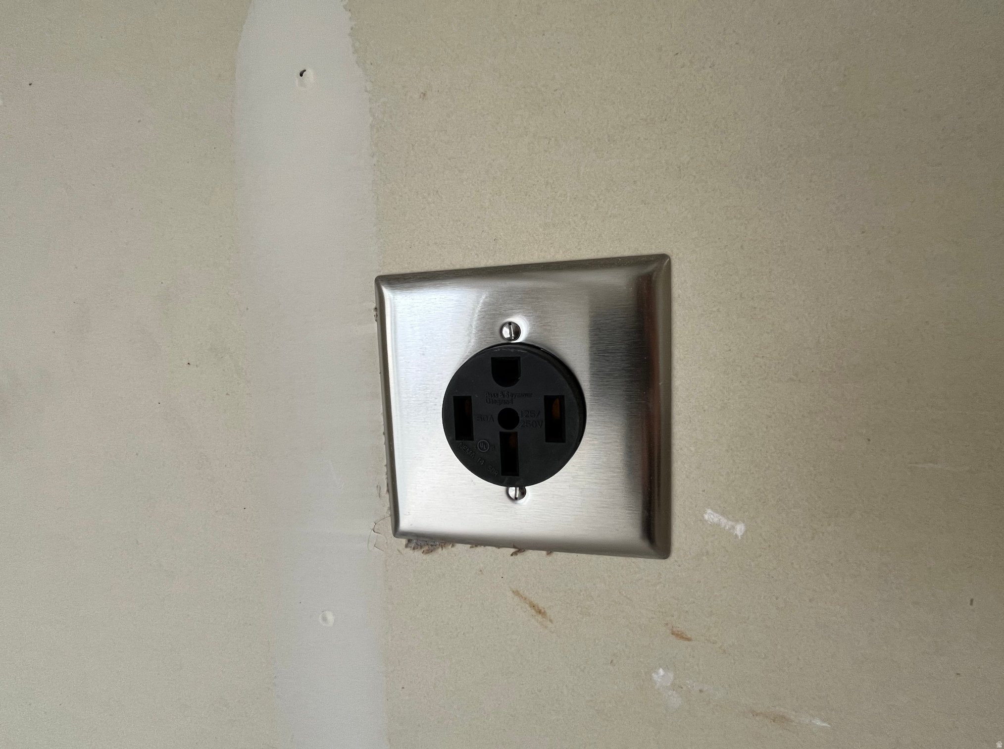 HUNTINGTON RANCH - Residential Income