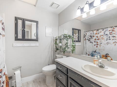 Tiny photo for 5558 S 400 W, Washington Terrace, UT 84405 (MLS # 2166743)