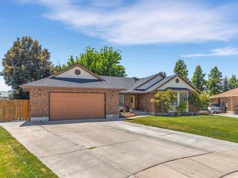 Tiny photo for 5558 S 400 W, Washington Terrace, UT 84405 (MLS # 2166743)