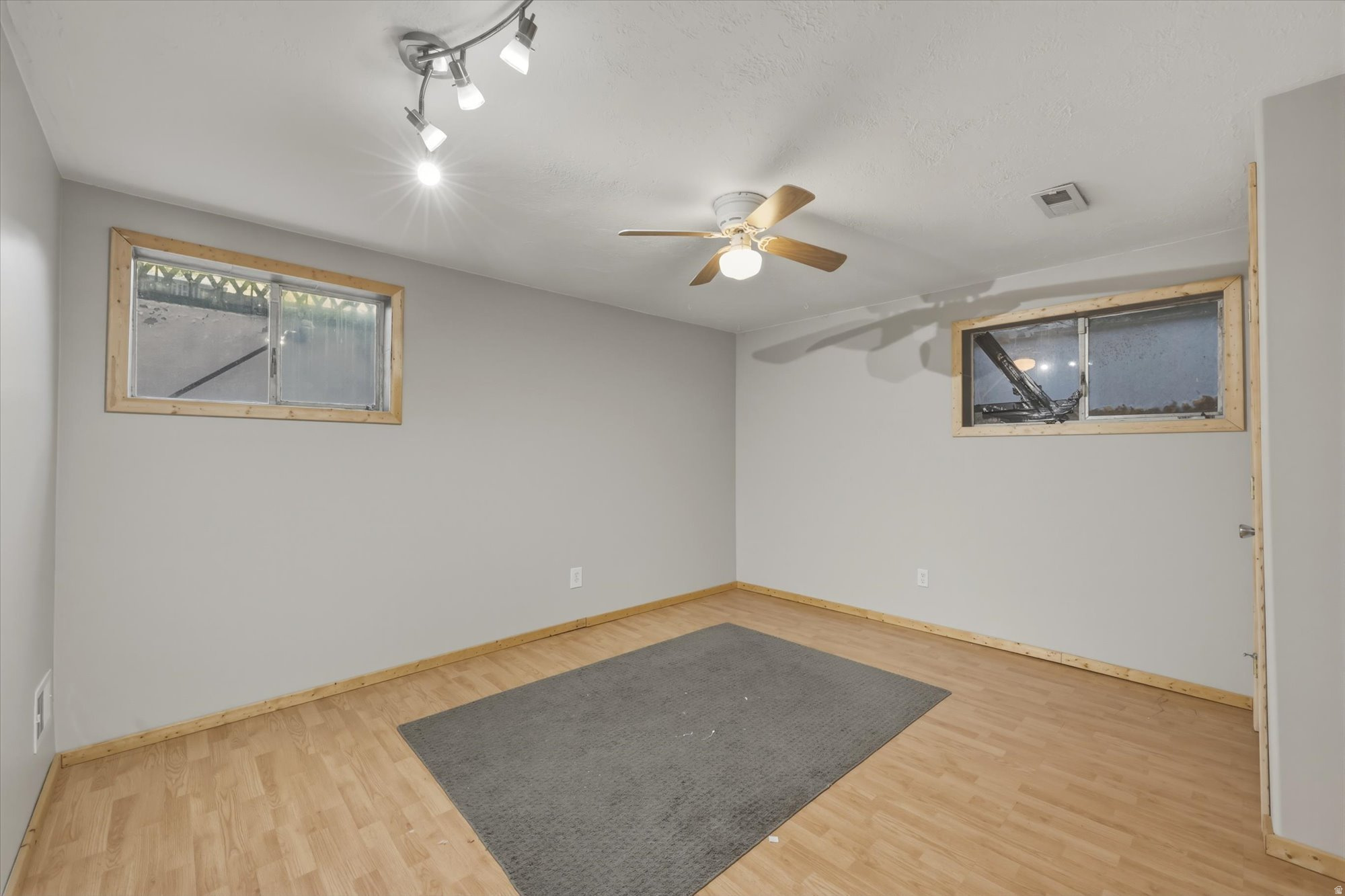NORTH MILLCREEK - Residential