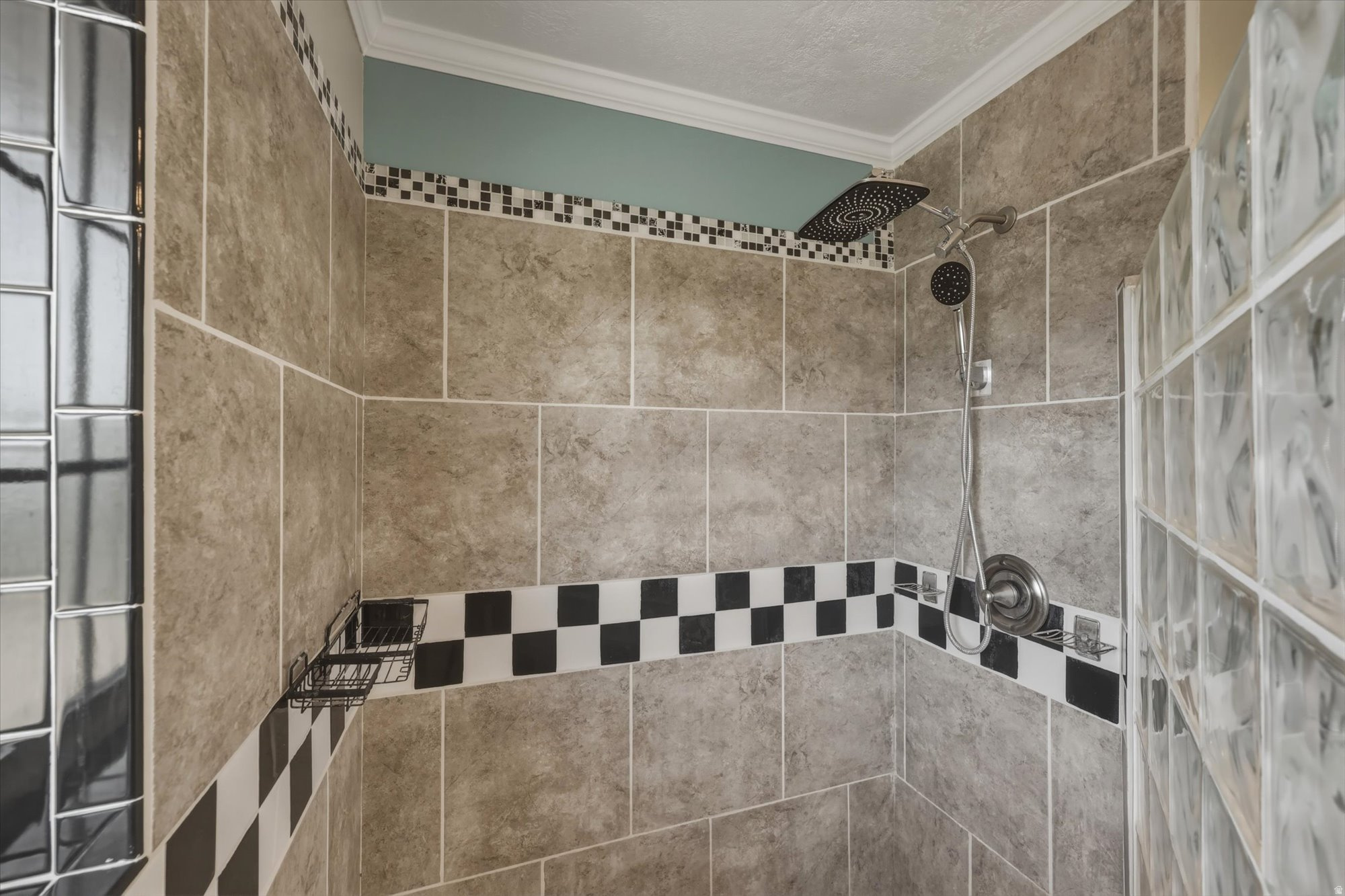 NORTH MILLCREEK - Residential