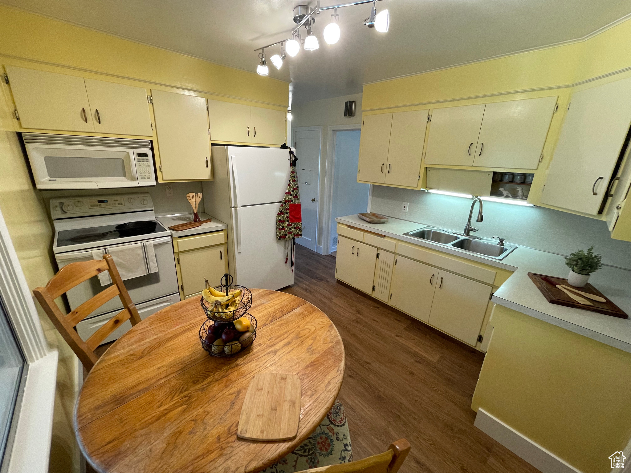 PROVOST PARK - Residential